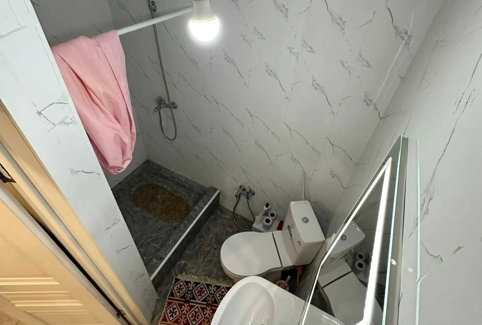 12 Месяцев Apartment Almaty